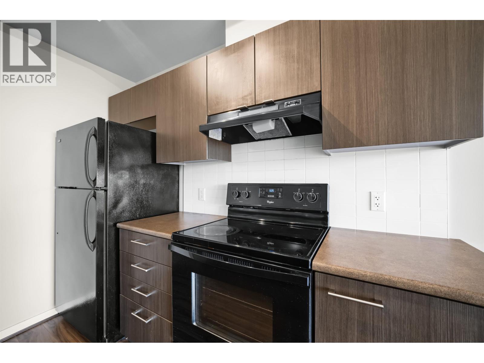 #672-4099 STOLBERG Street, Richmond