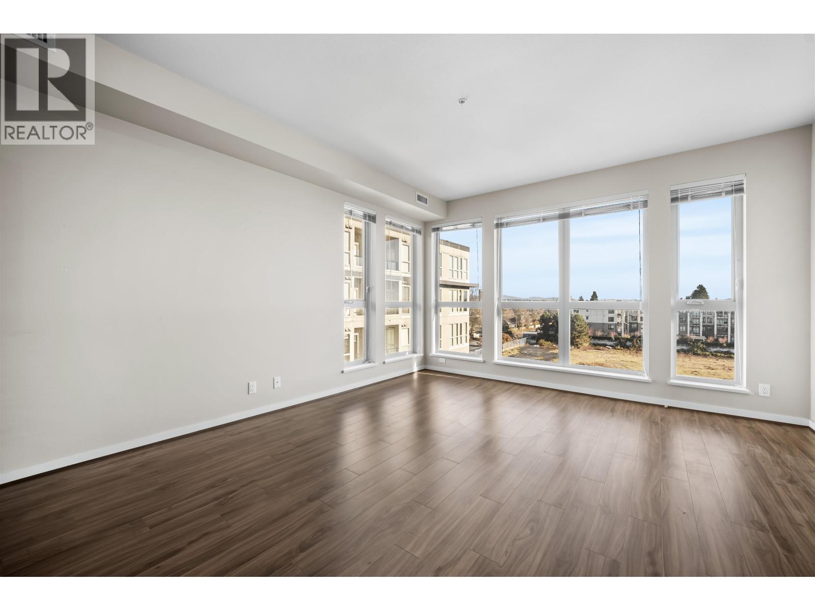 #672-4099 STOLBERG Street, Richmond