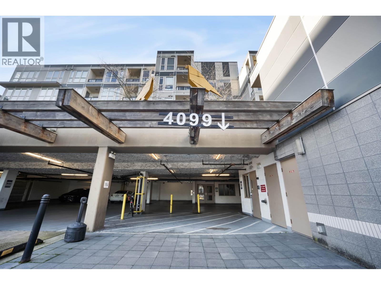 #672-4099 STOLBERG Street, Richmond