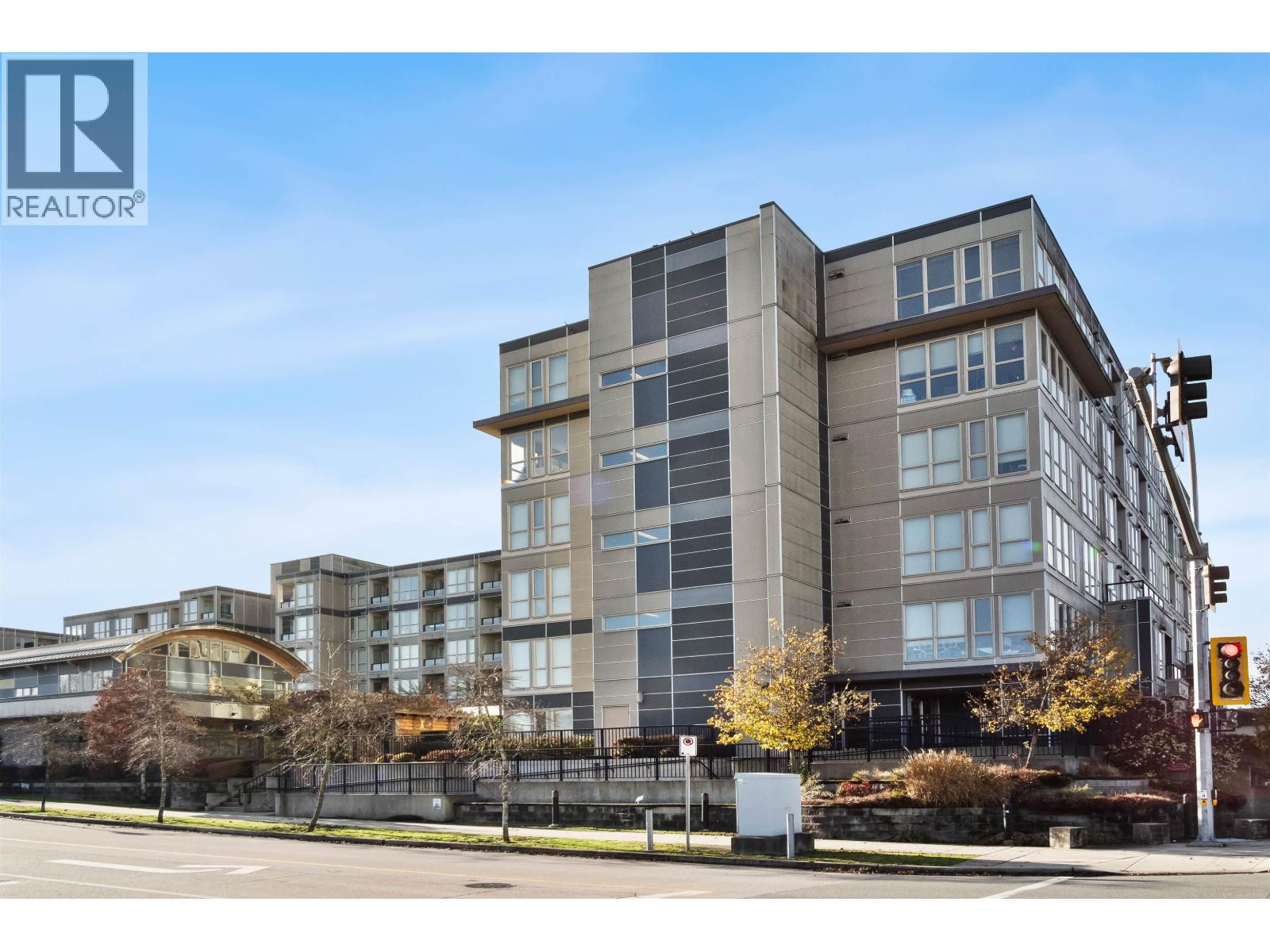 #672-4099 STOLBERG Street, Richmond