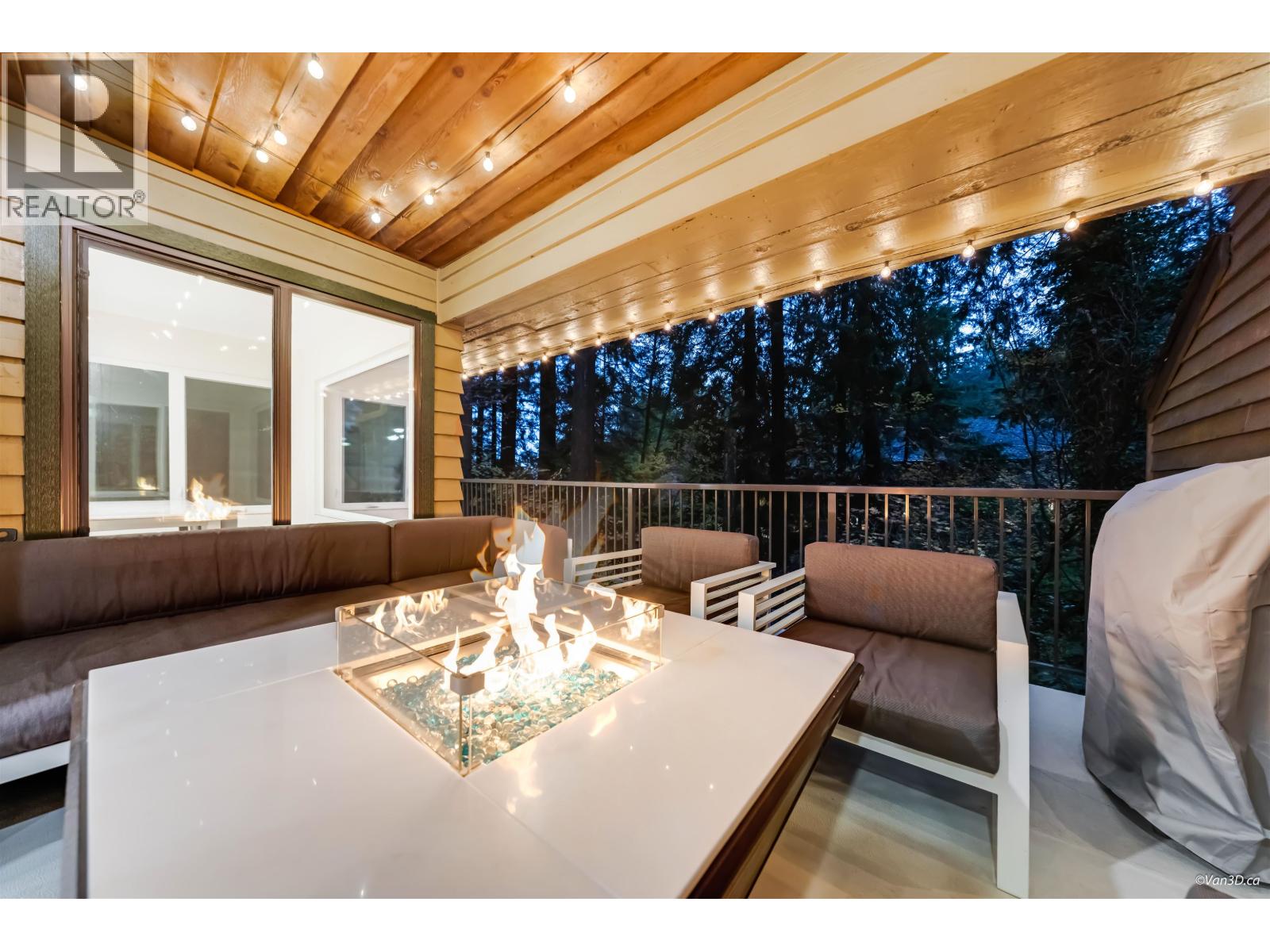 867 FREDERICK ROAD, North Vancouver