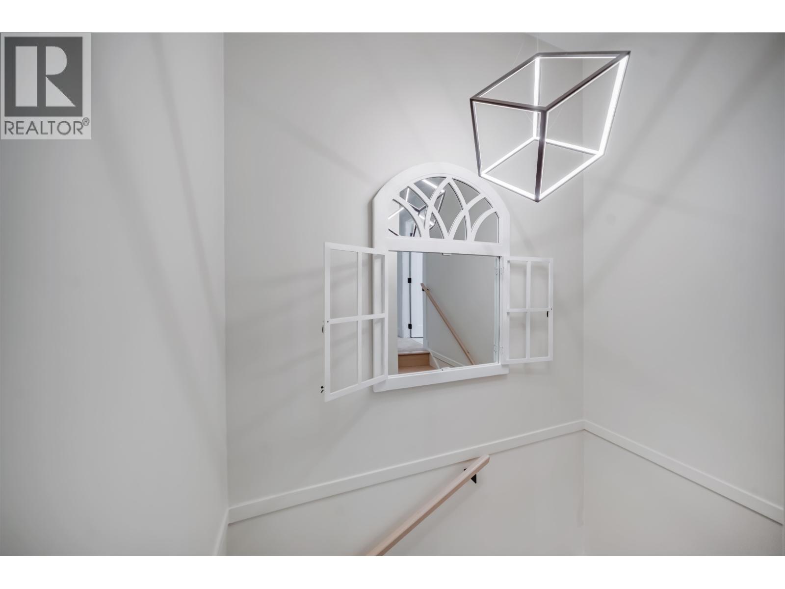 867 FREDERICK ROAD, North Vancouver