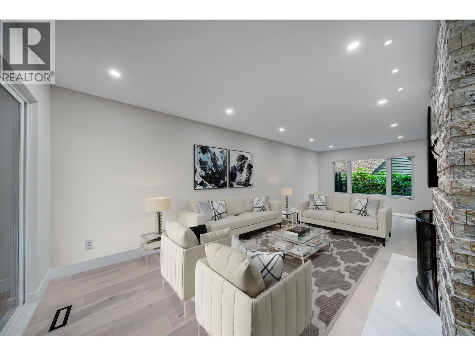 867 FREDERICK ROAD, North Vancouver