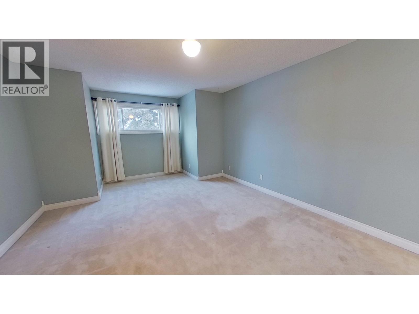 10830 102 STREET, Fort St. John