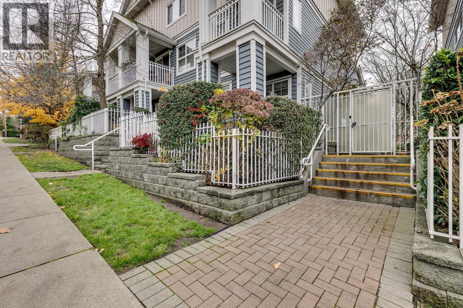 50 123 SEVENTH STREET, New Westminster