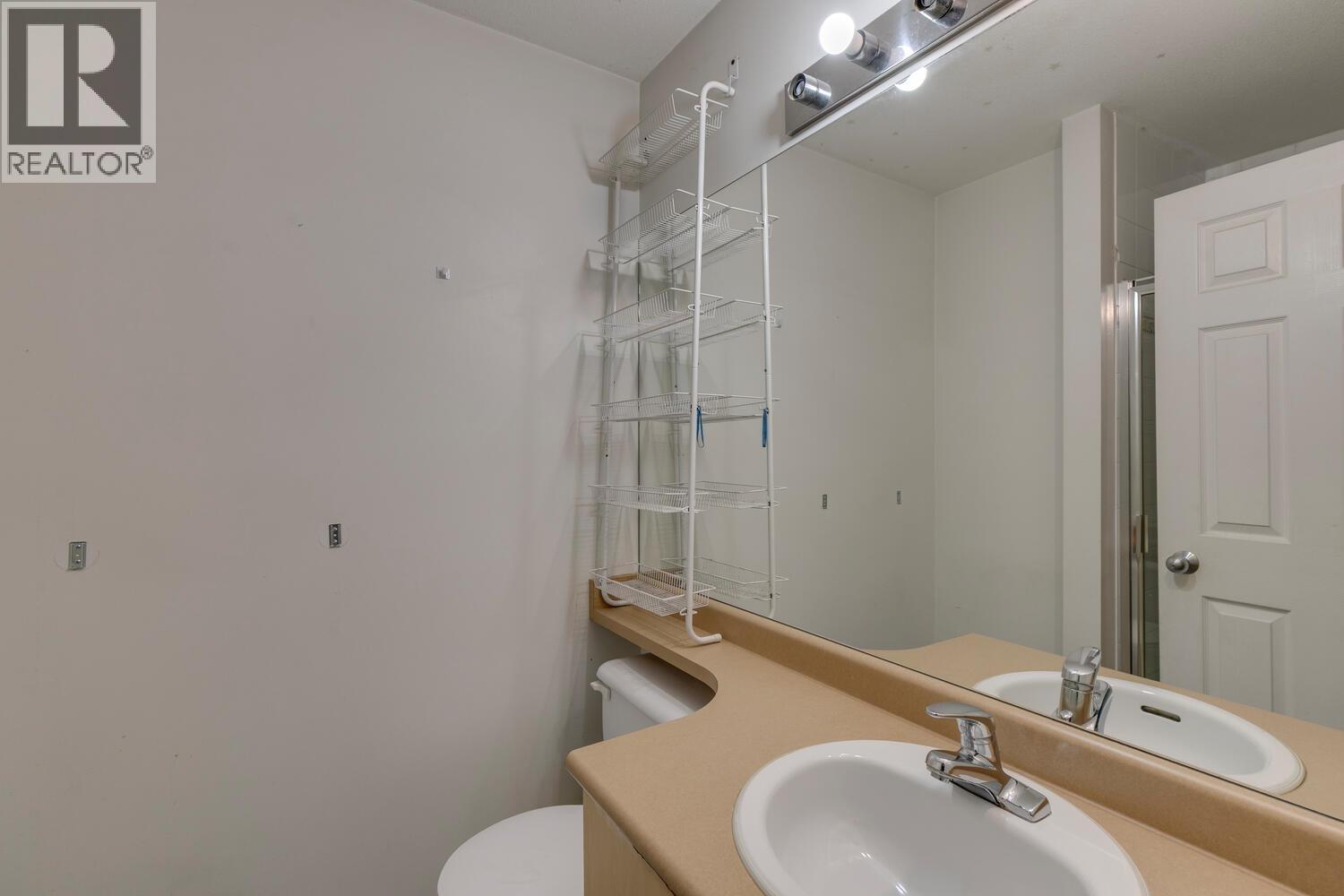 50 123 SEVENTH STREET, New Westminster