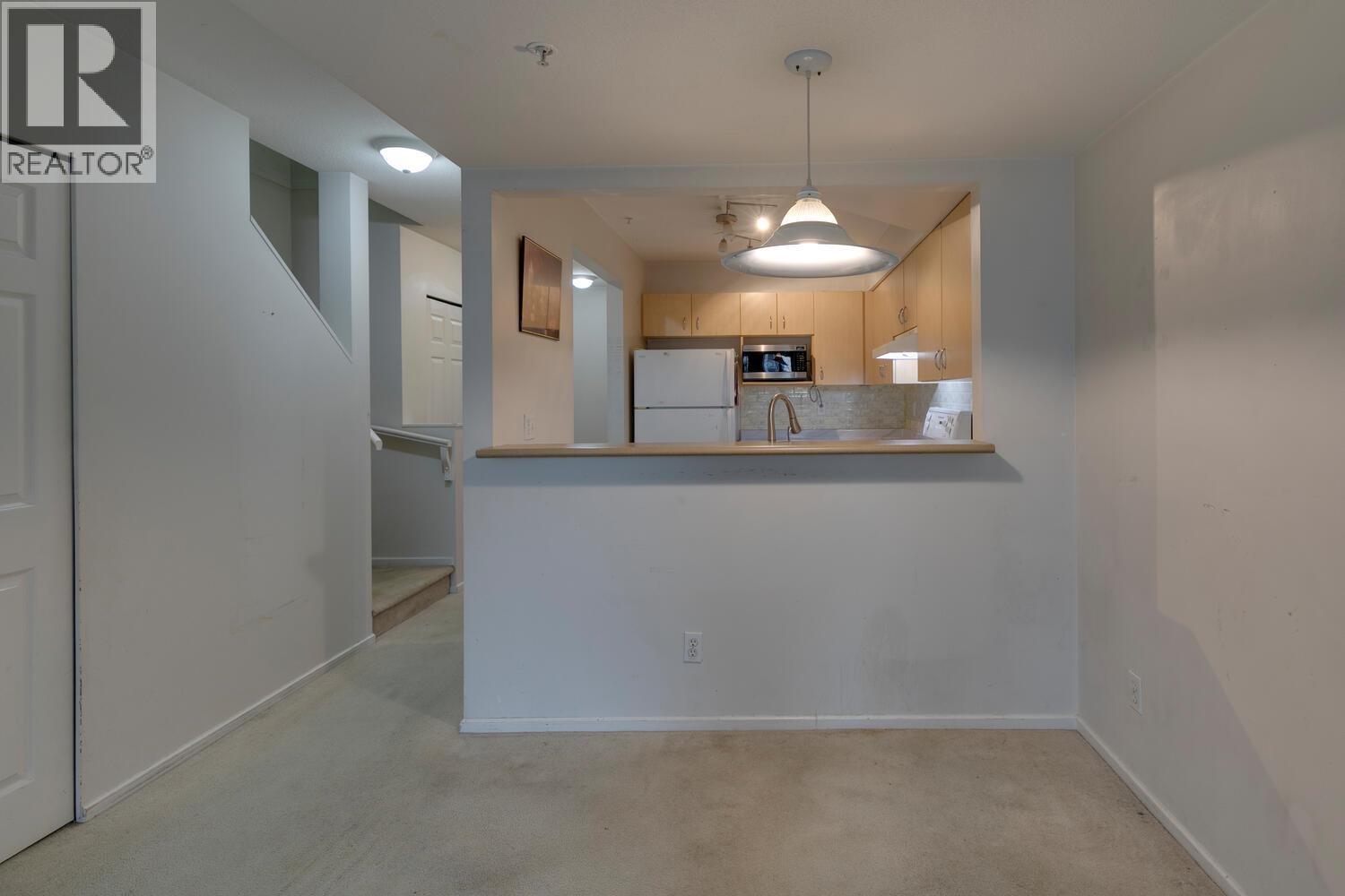 50 123 SEVENTH STREET, New Westminster