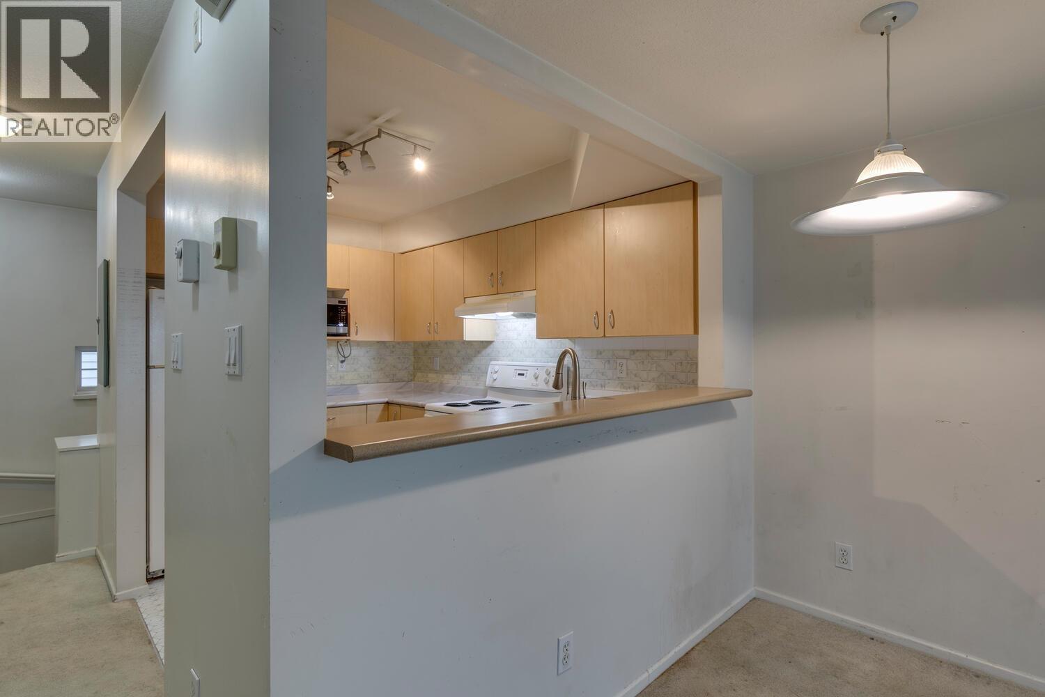 50 123 SEVENTH STREET, New Westminster