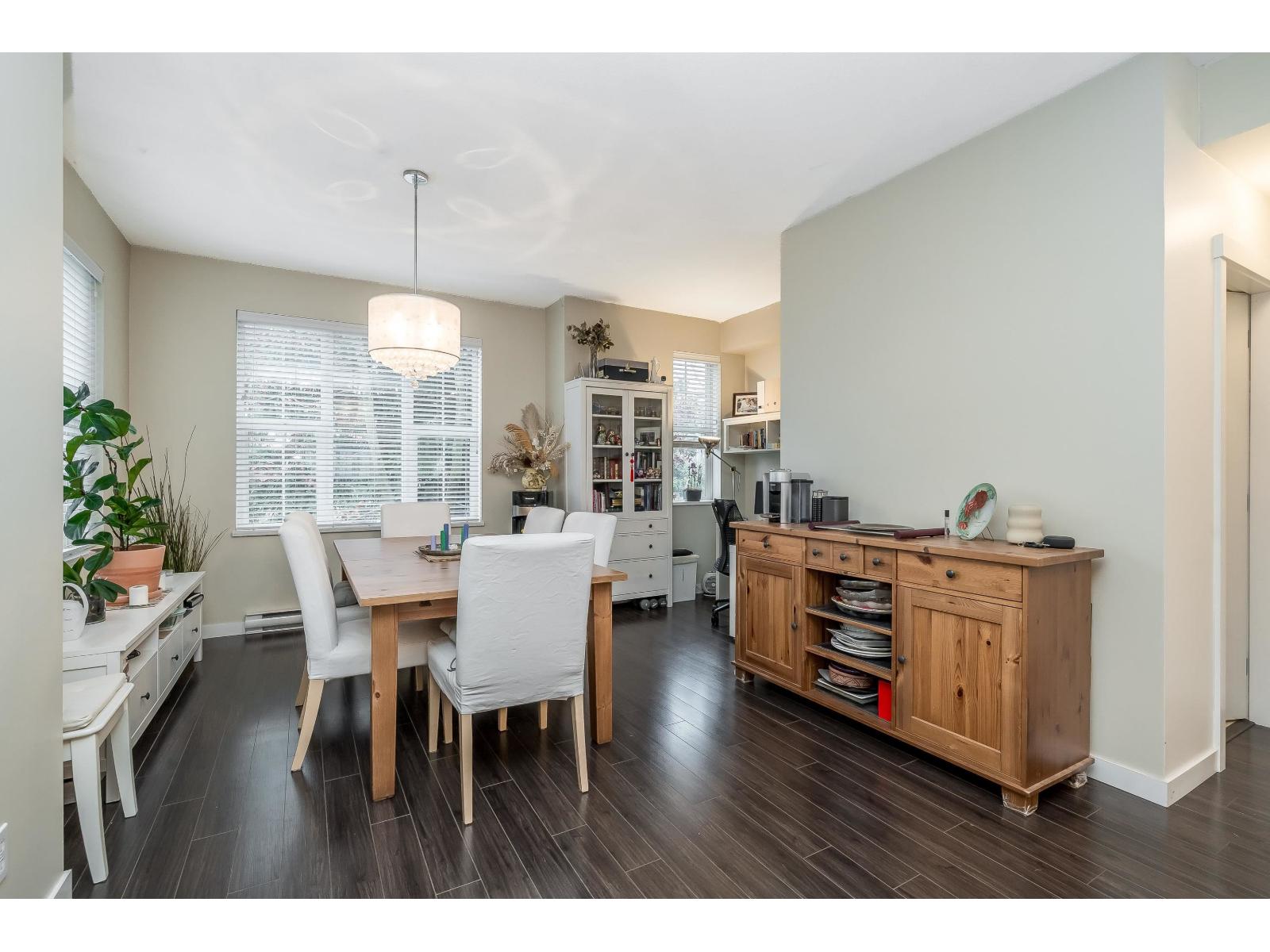 #37-8385 DELSOM Way, Delta