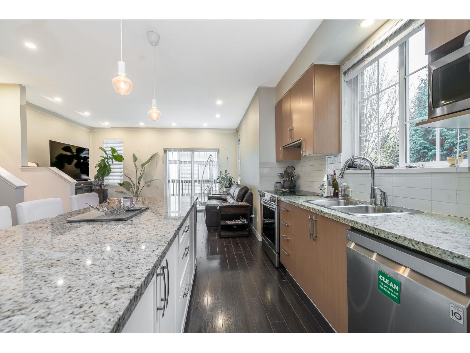 #37-8385 DELSOM Way, Delta