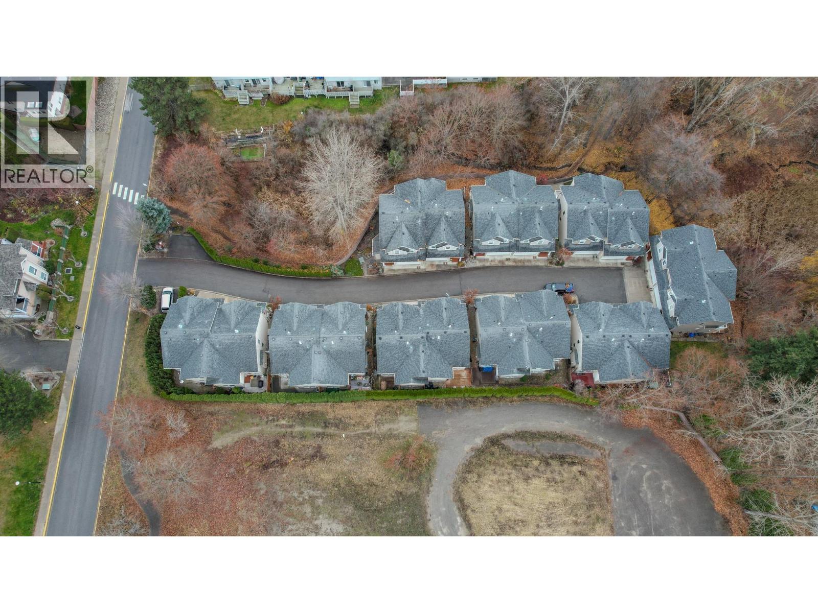 3 671 24 Street Northeast, Salmon Arm