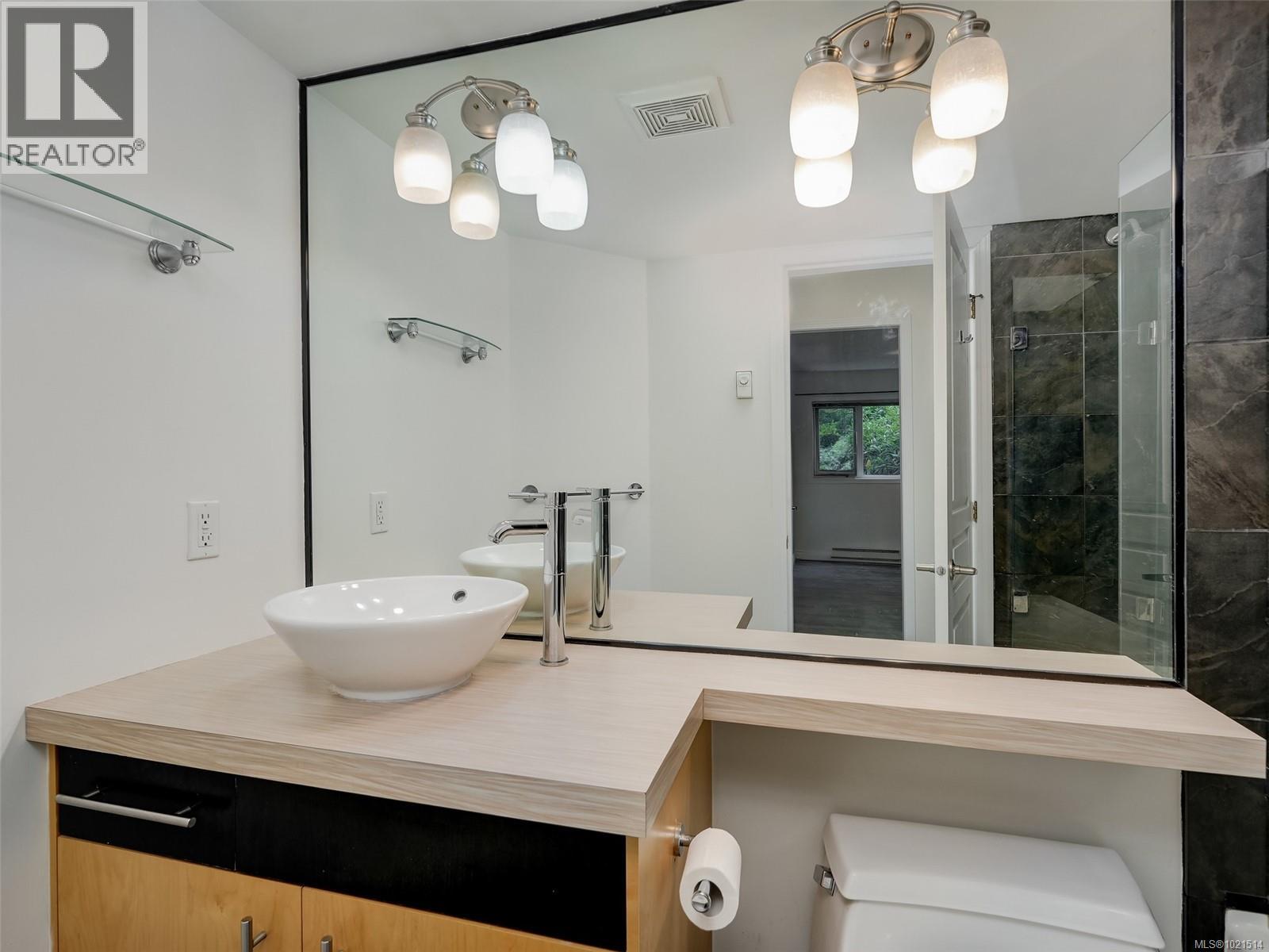 Single Family House Contemporary for Sale in   Marsett Pl Park Royal Place Saanich 