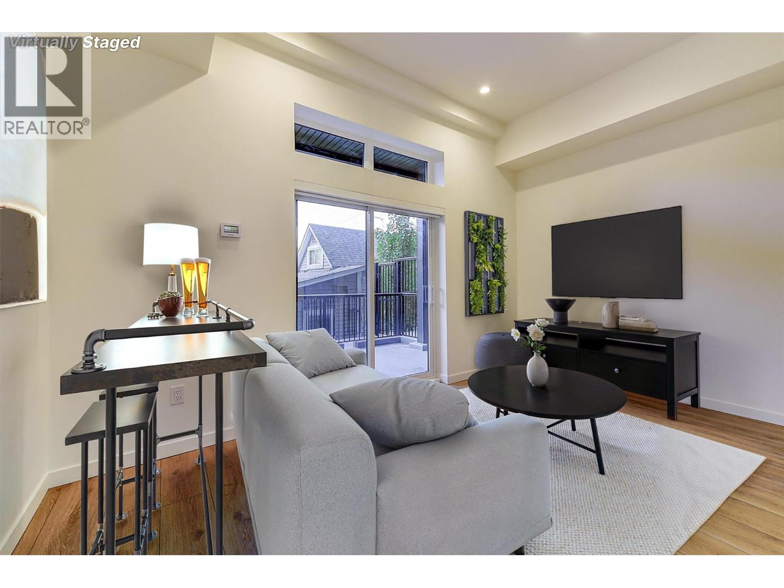 106 660 Cawston Avenue North, Kelowna