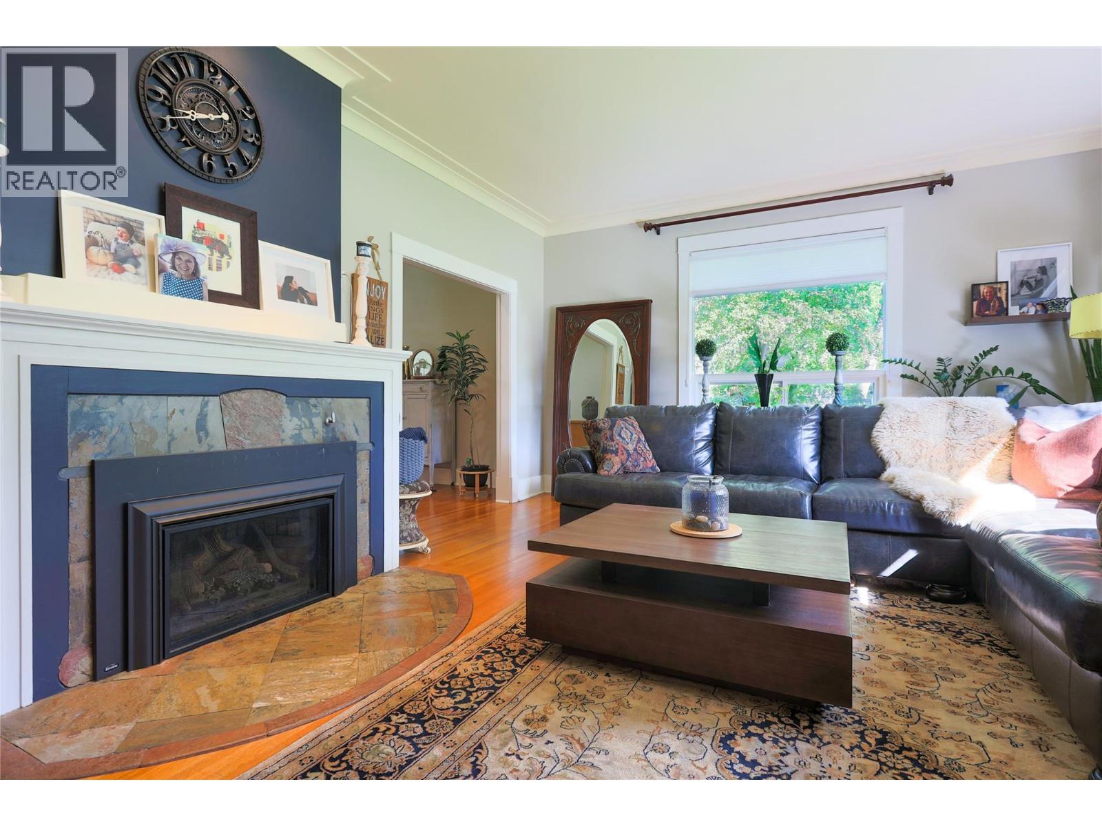 208 Ritchie Avenue, Trail