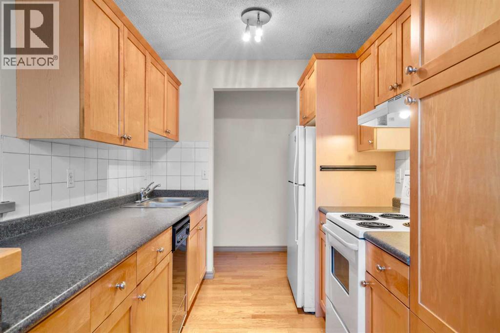 Single Family House for Sale in    Street SW Bankview Calgary 