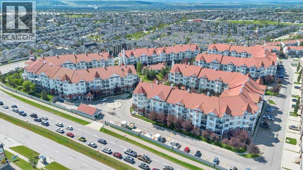 Single Family House for Sale in   Royal Oak Plaza NW Royal Oak Calgary 