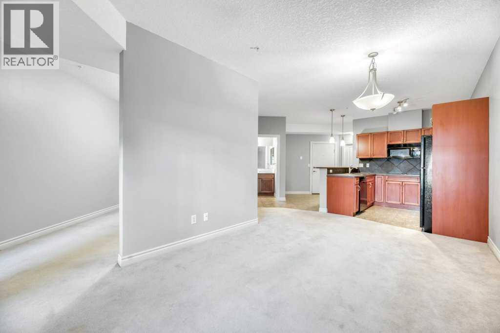 Single Family House for Sale in   Royal Oak Plaza NW Royal Oak Calgary 
