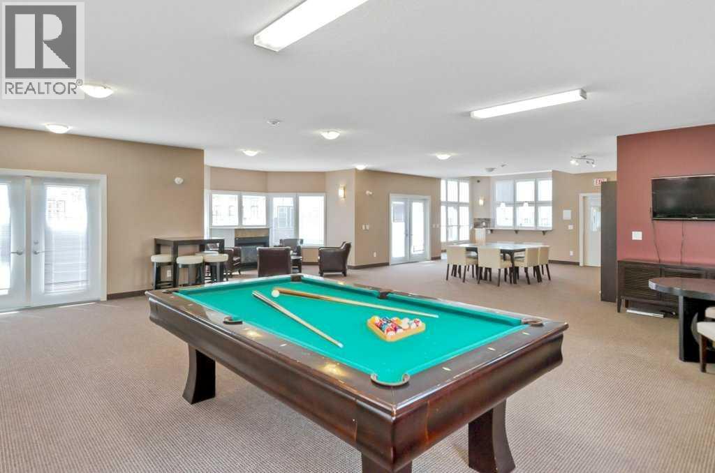 Single Family House for Sale in   Royal Oak Plaza NW Royal Oak Calgary 