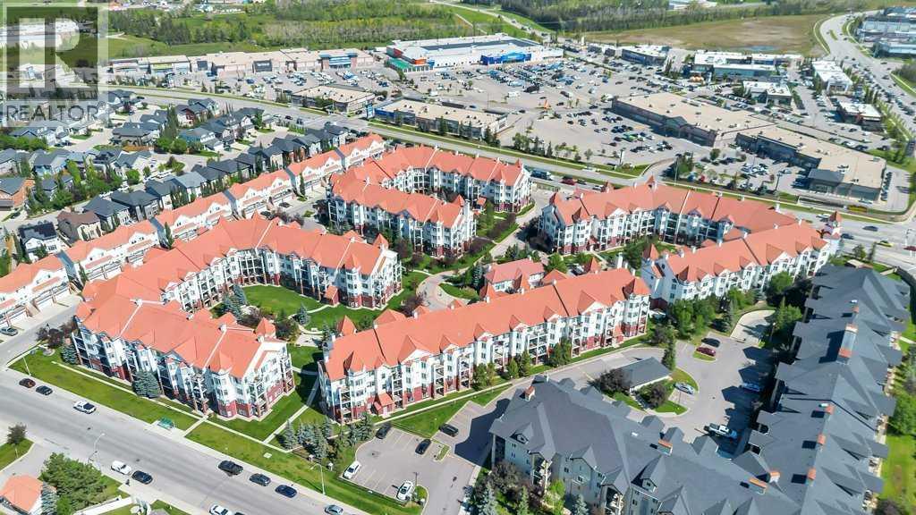 Single Family House for Sale in   Royal Oak Plaza NW Royal Oak Calgary 