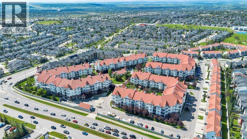 Single Family House for Sale in   Royal Oak Plaza NW Royal Oak Calgary 