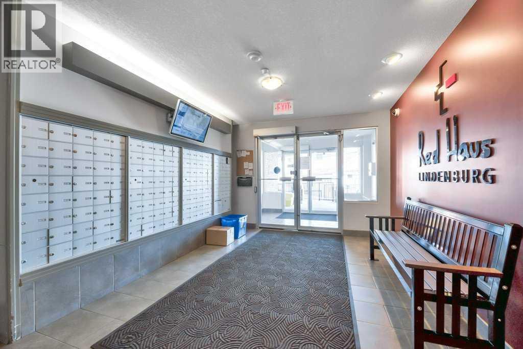 Single Family House for Sale in   Royal Oak Plaza NW Royal Oak Calgary 