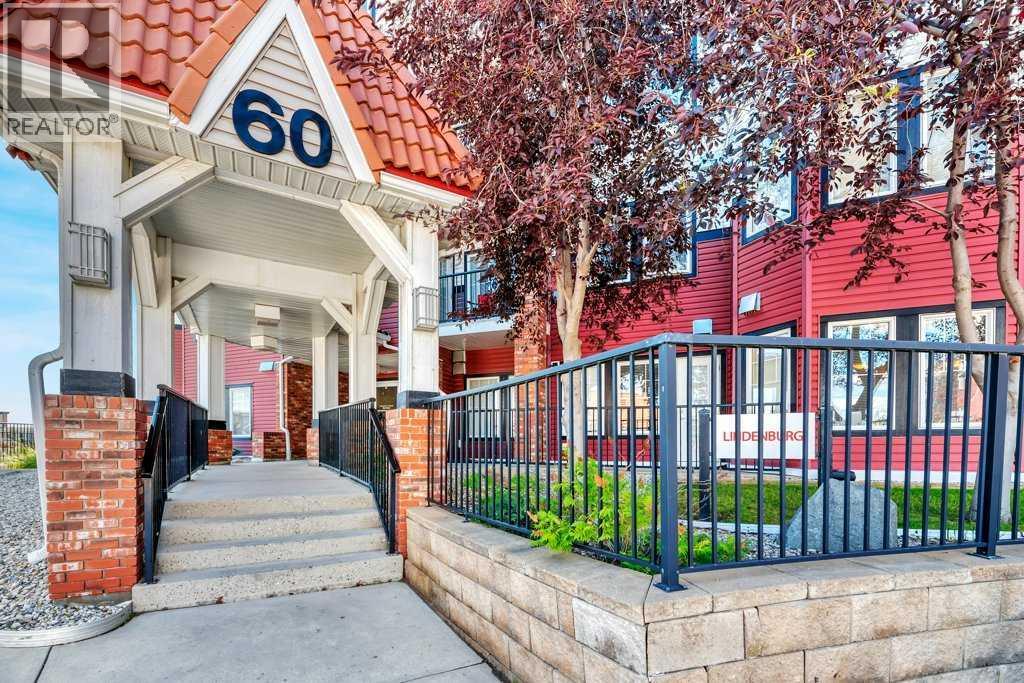 Single Family House for Sale in   Royal Oak Plaza NW Royal Oak Calgary 