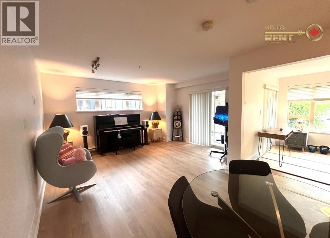 202 2138 OLD DOLLARTON ROAD, North Vancouver