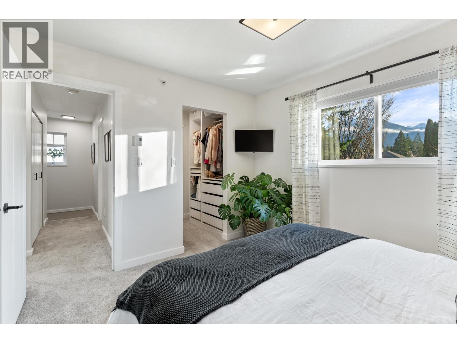 32 1821 WILLOW CRESCENT, Squamish