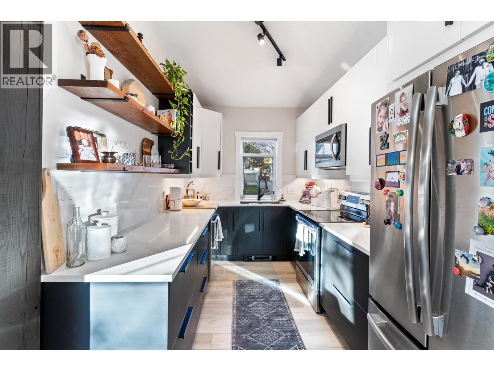 32 1821 WILLOW CRESCENT, Squamish