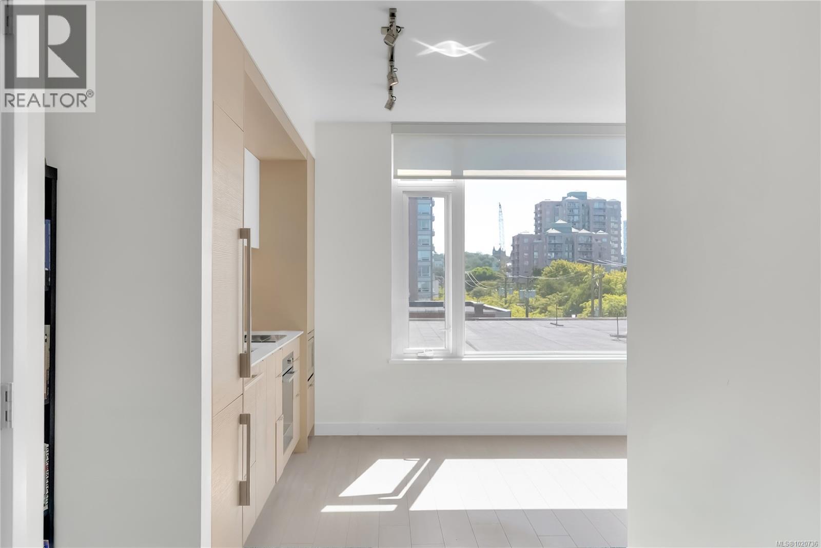 507 848 Yates Street, Victoria