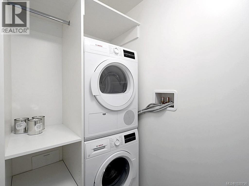 507 848 Yates Street, Victoria