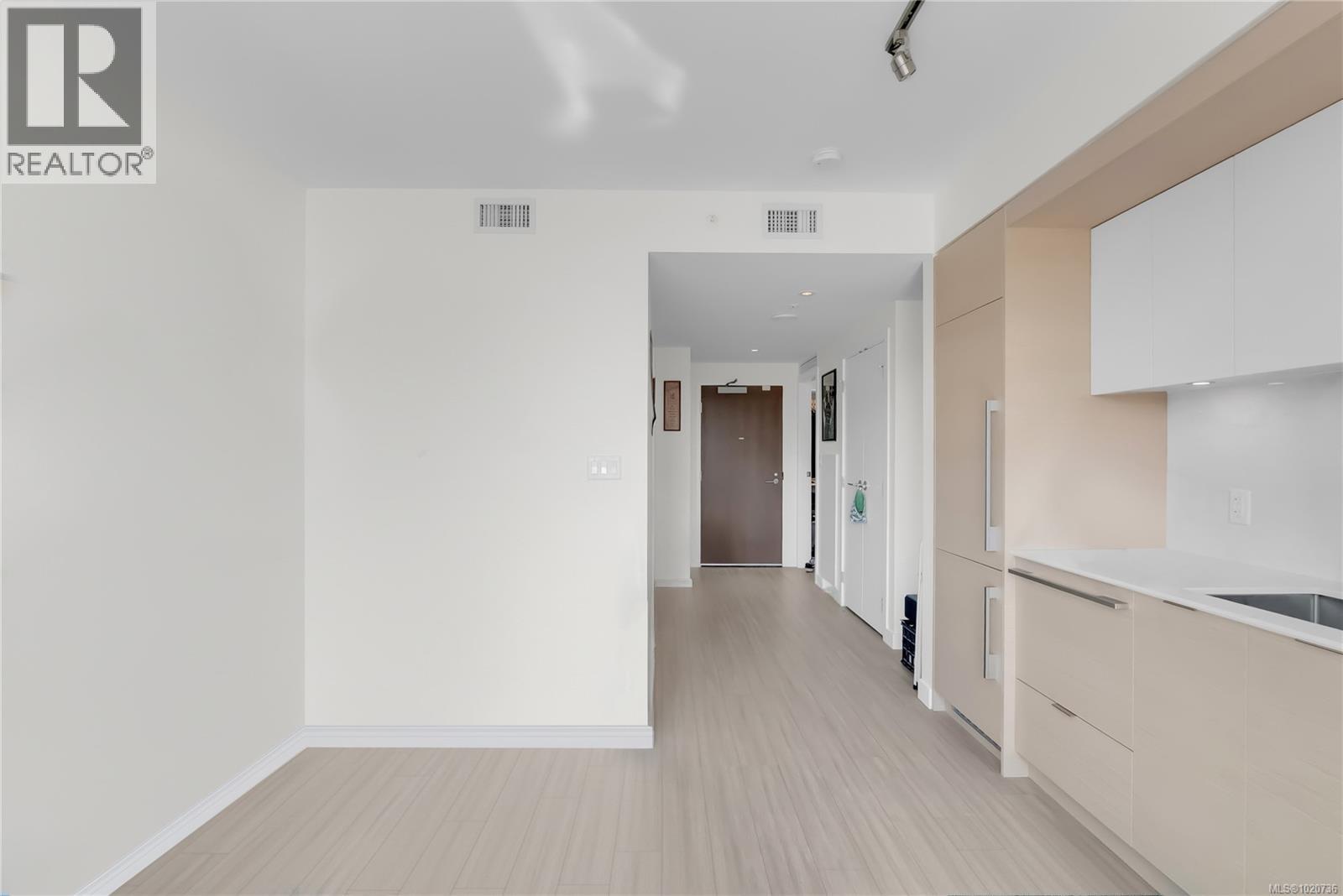 507 848 Yates Street, Victoria