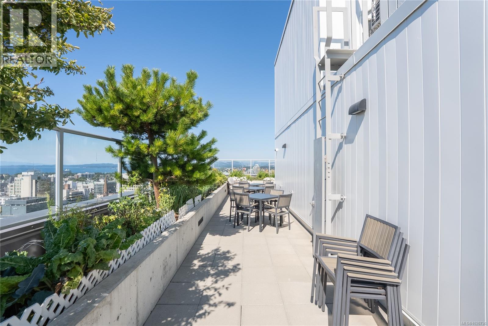 507 848 Yates Street, Victoria