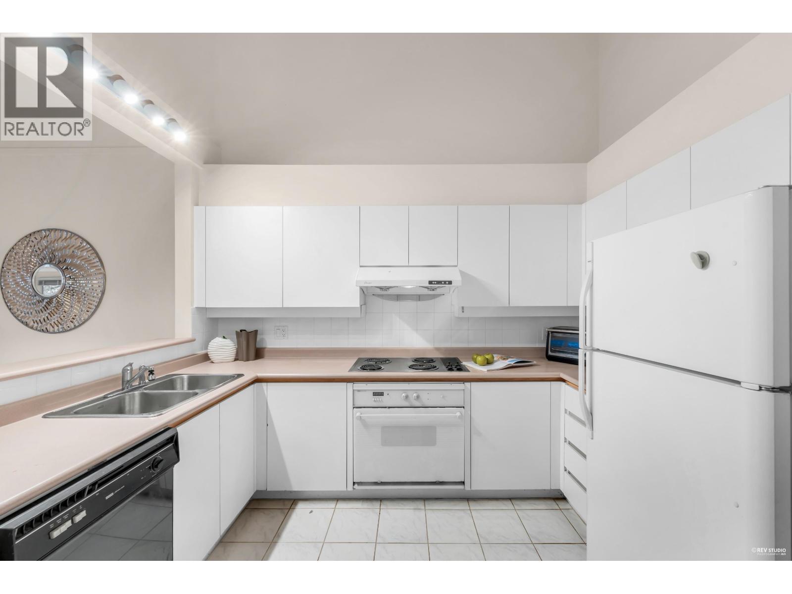 #303-8660 JONES Road, Richmond