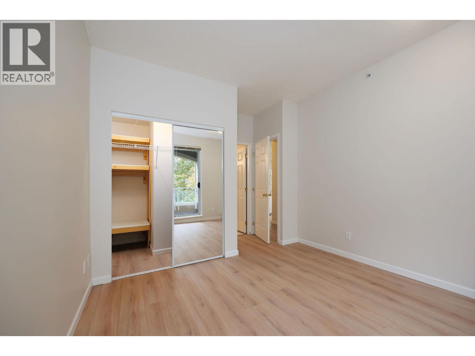 420 3600 WINDCREST DRIVE, North Vancouver