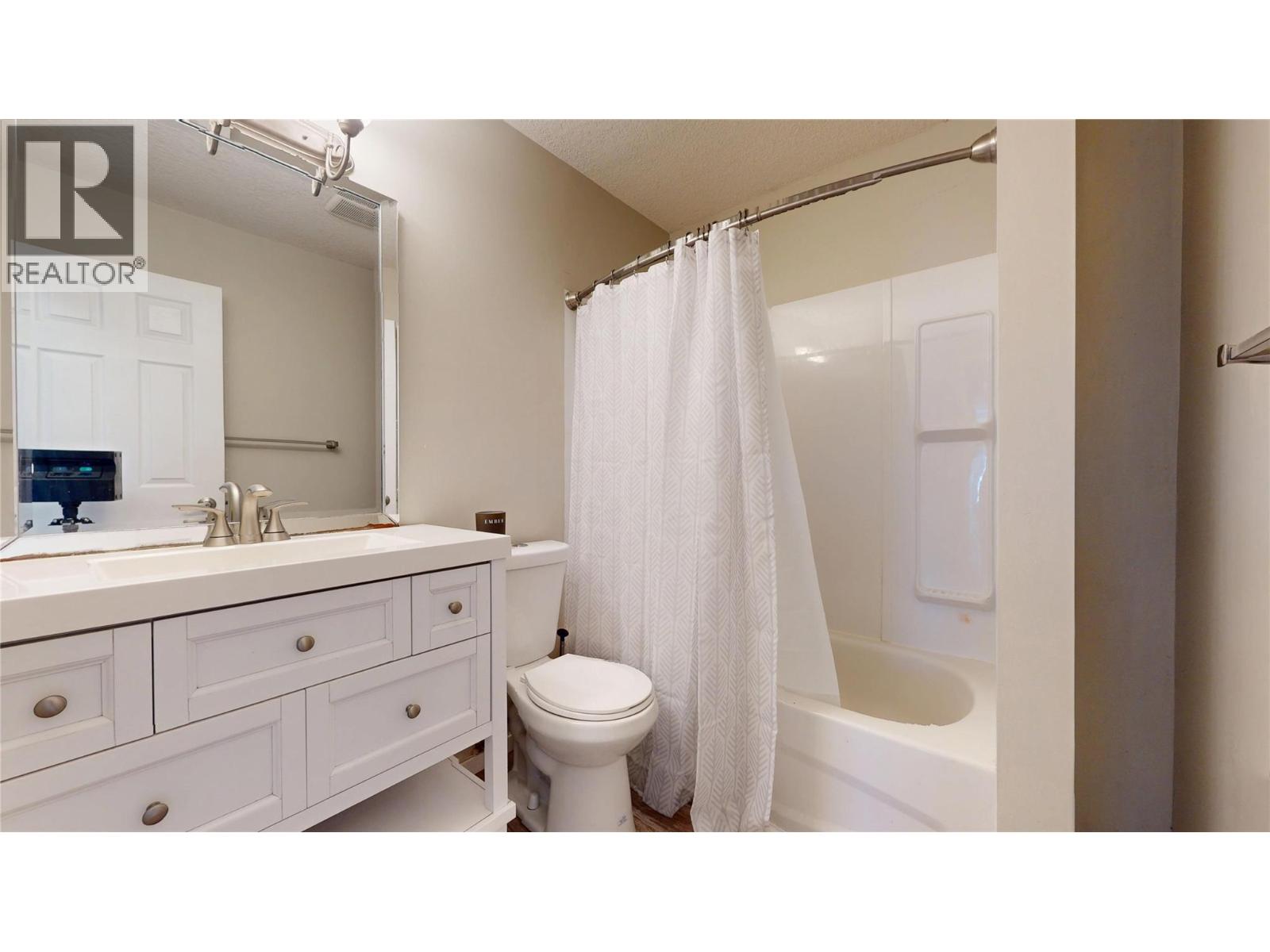 1108 2nd Avenue S, Cranbrook