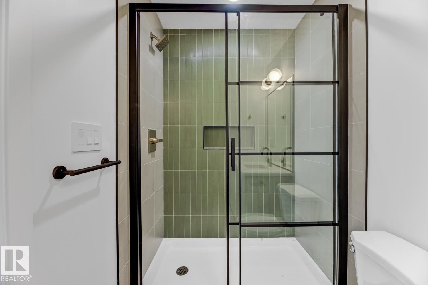 11711 129 ST NW, Edmonton