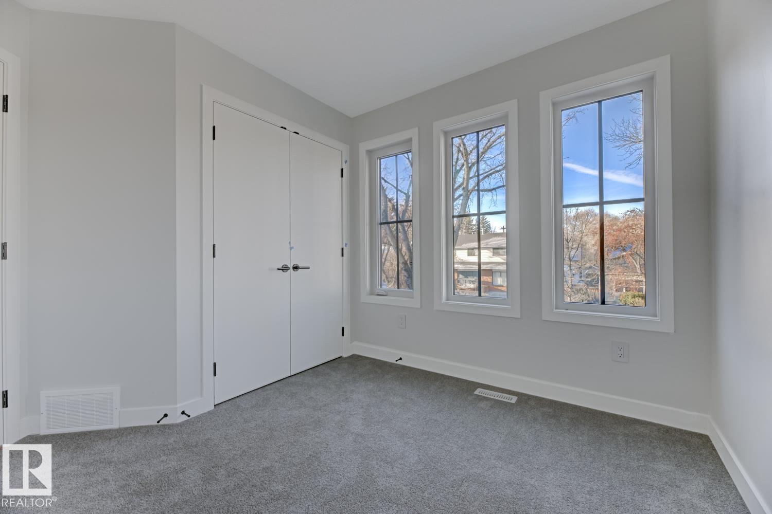 11711 129 ST NW, Edmonton