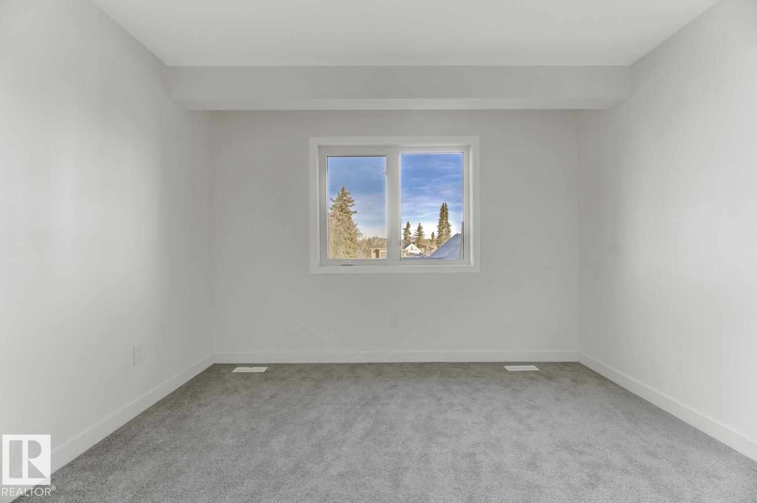 11711 129 ST NW, Edmonton