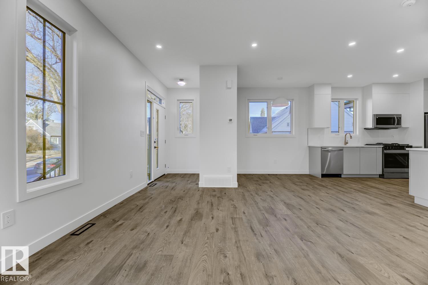 11711 129 ST NW, Edmonton