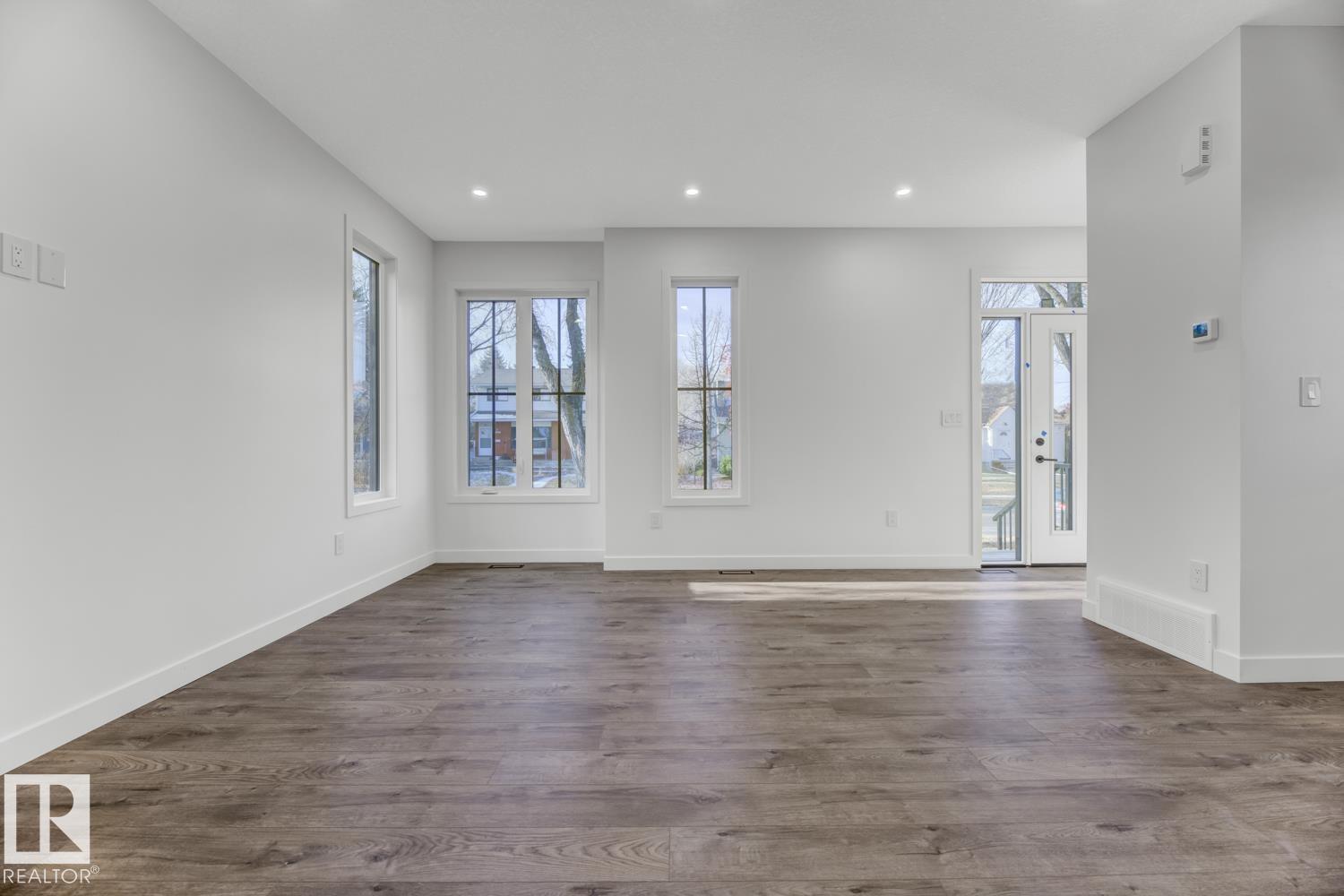 11711 129 ST NW, Edmonton