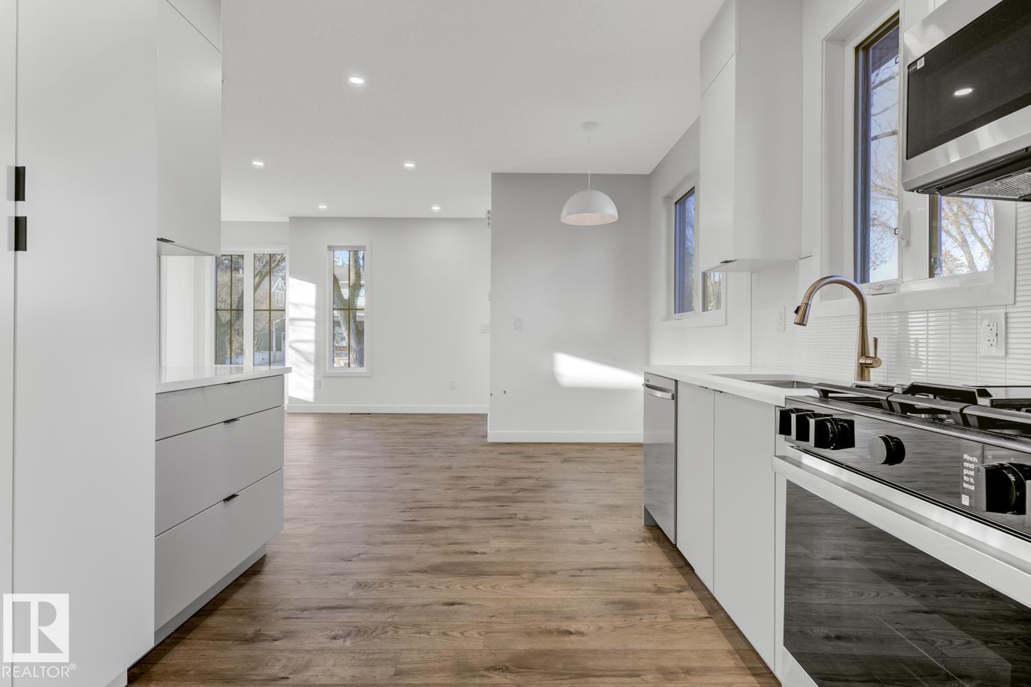 11711 129 ST NW, Edmonton