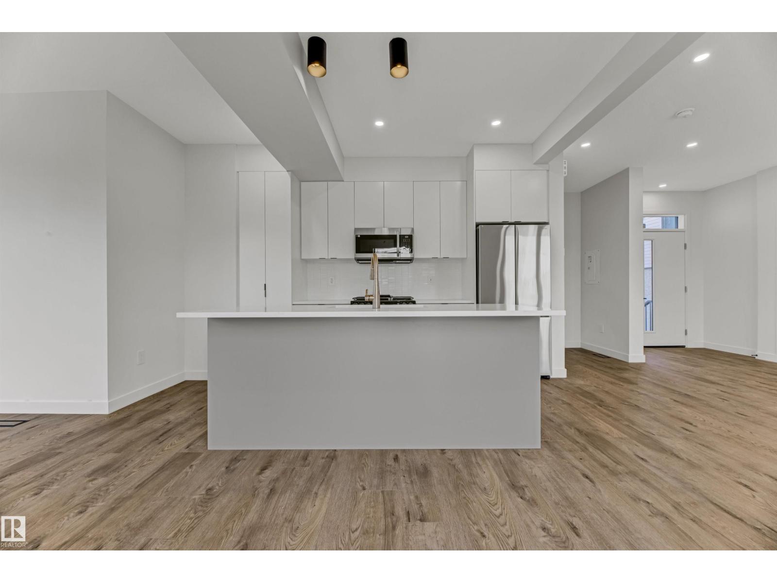 11711 129 ST NW, Edmonton