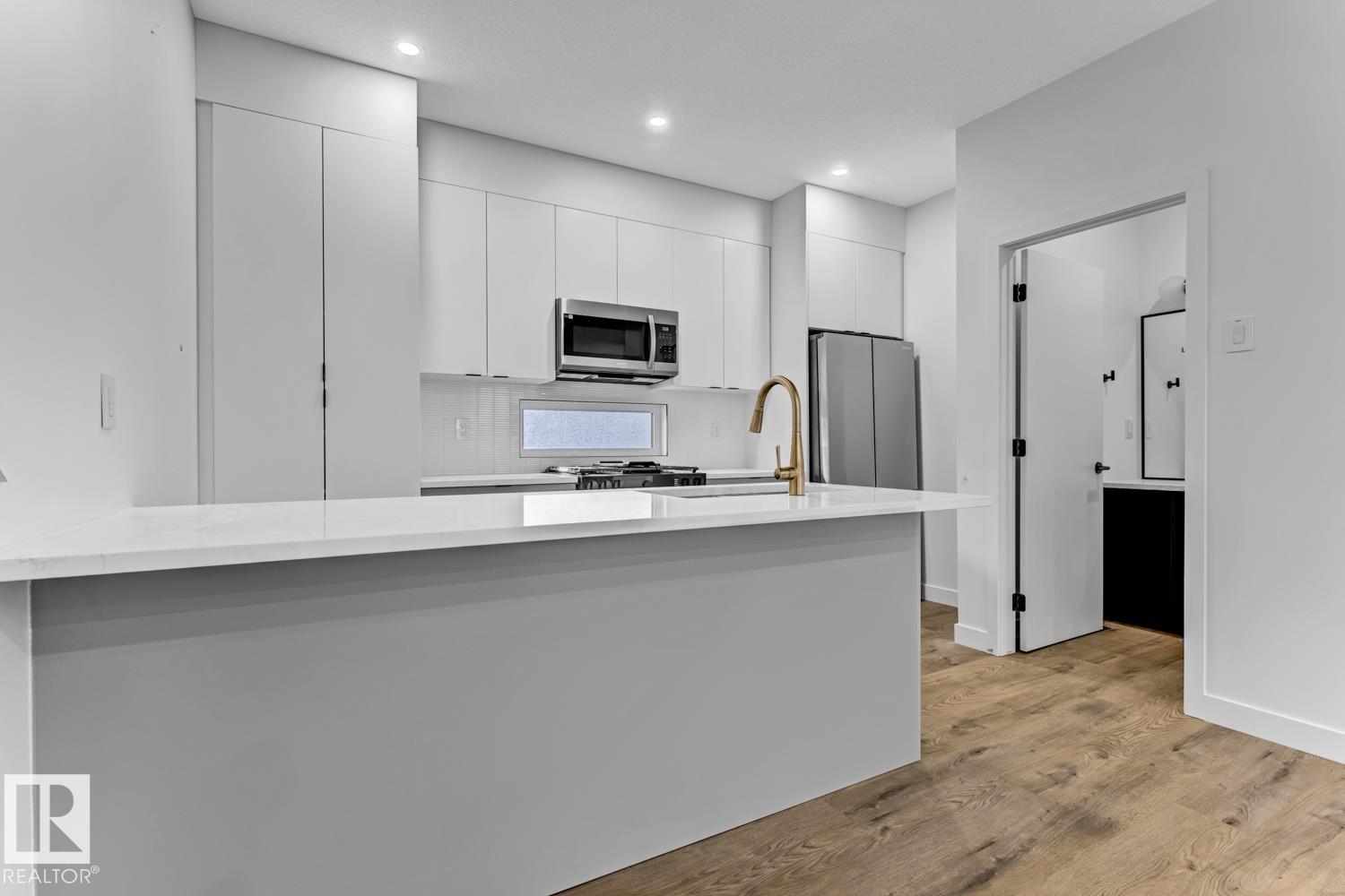 11711 129 ST NW, Edmonton