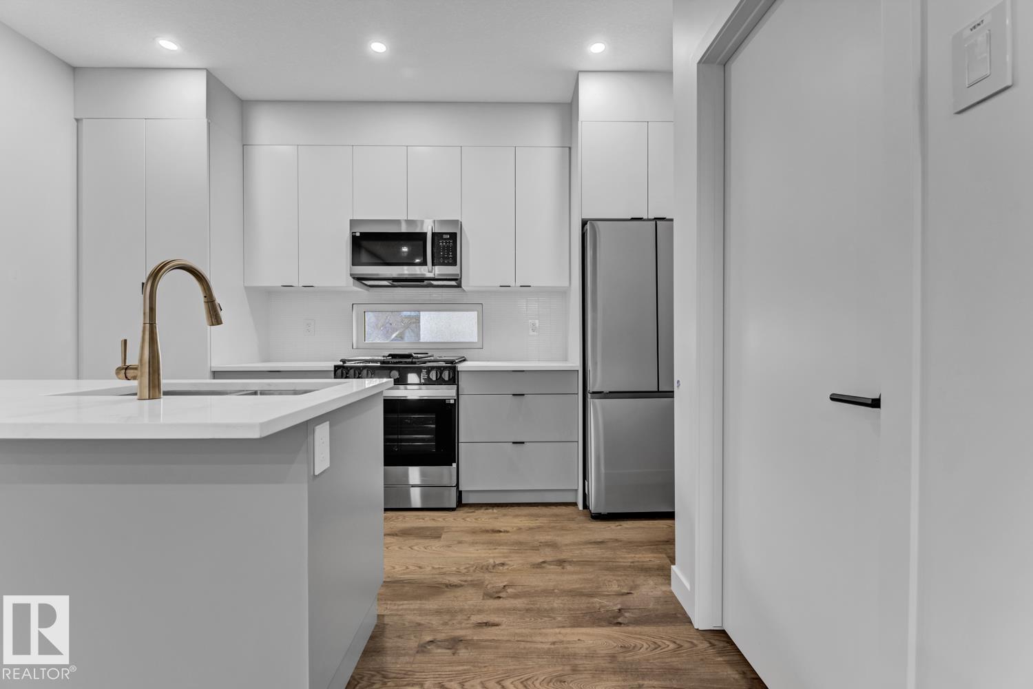 11711 129 ST NW, Edmonton