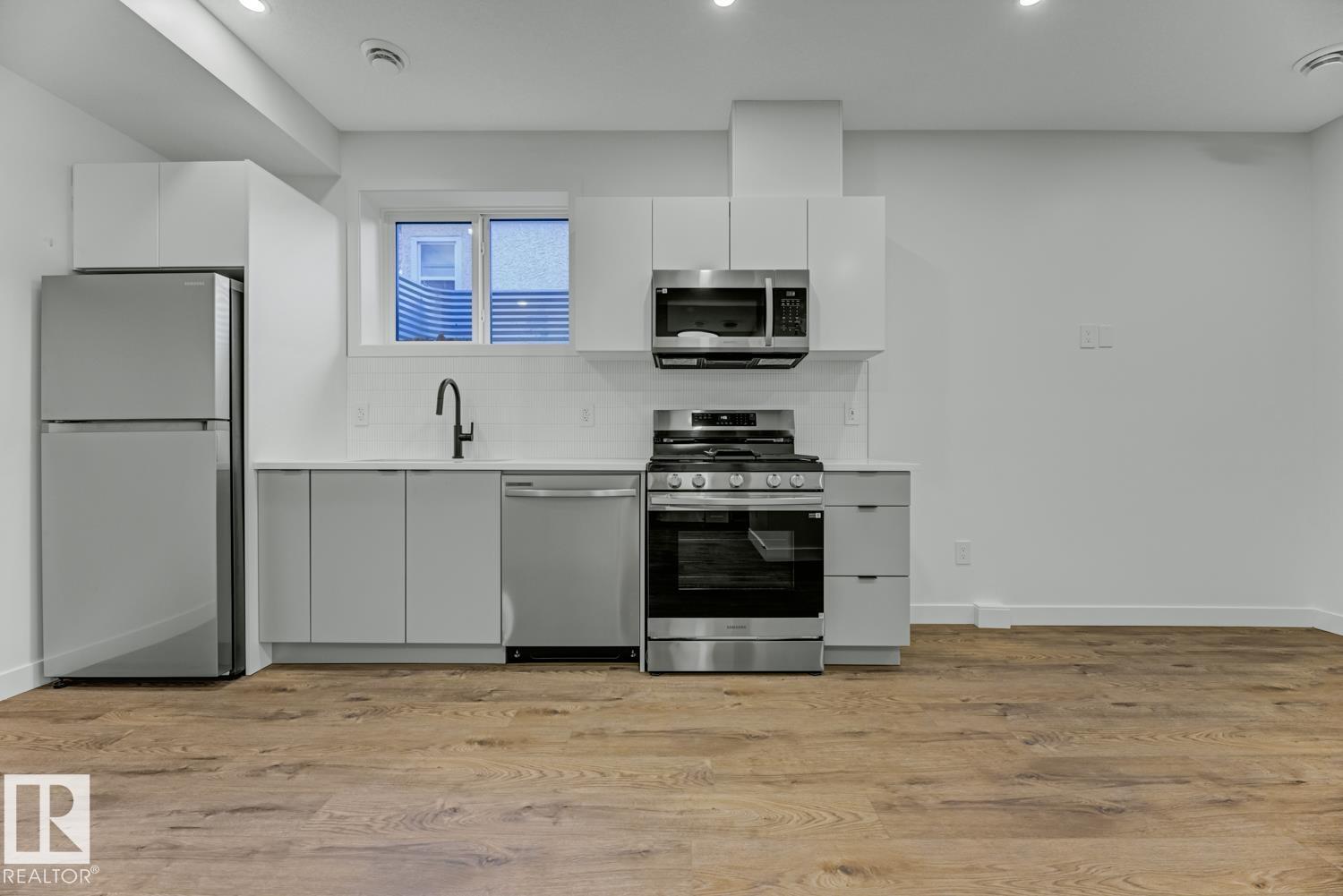 11711 129 ST NW, Edmonton