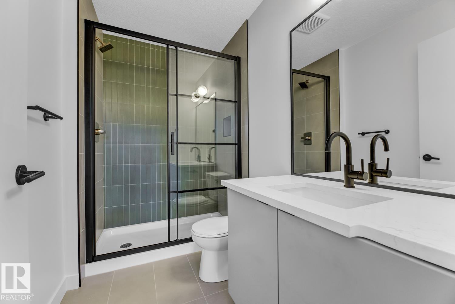 11711 129 ST NW, Edmonton