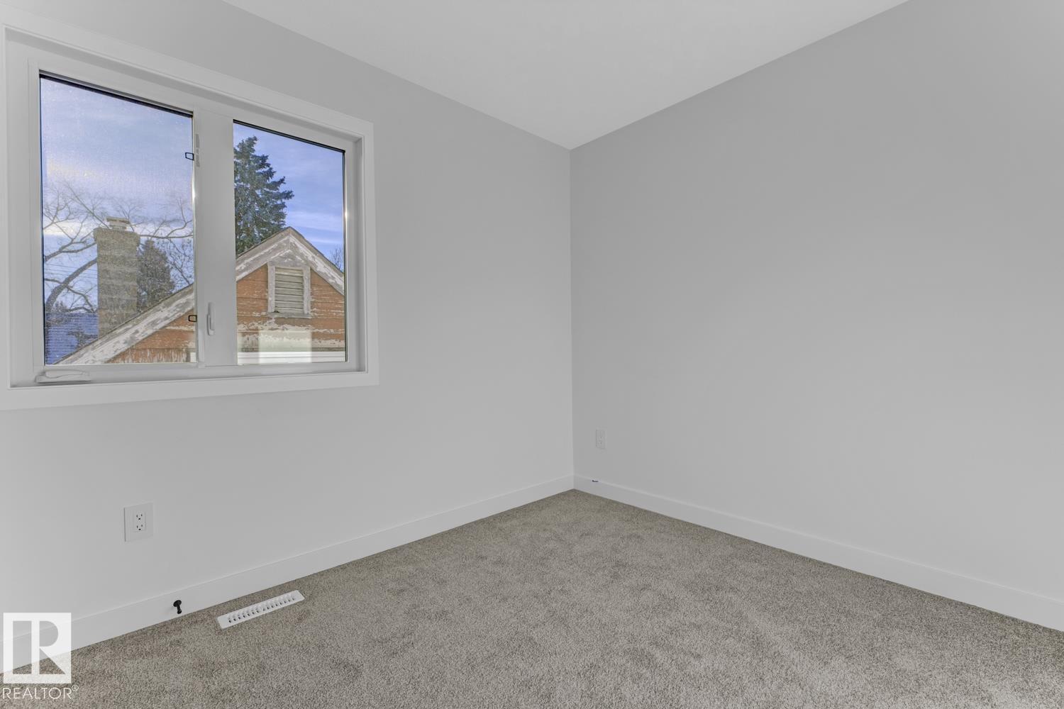 11711 129 ST NW, Edmonton