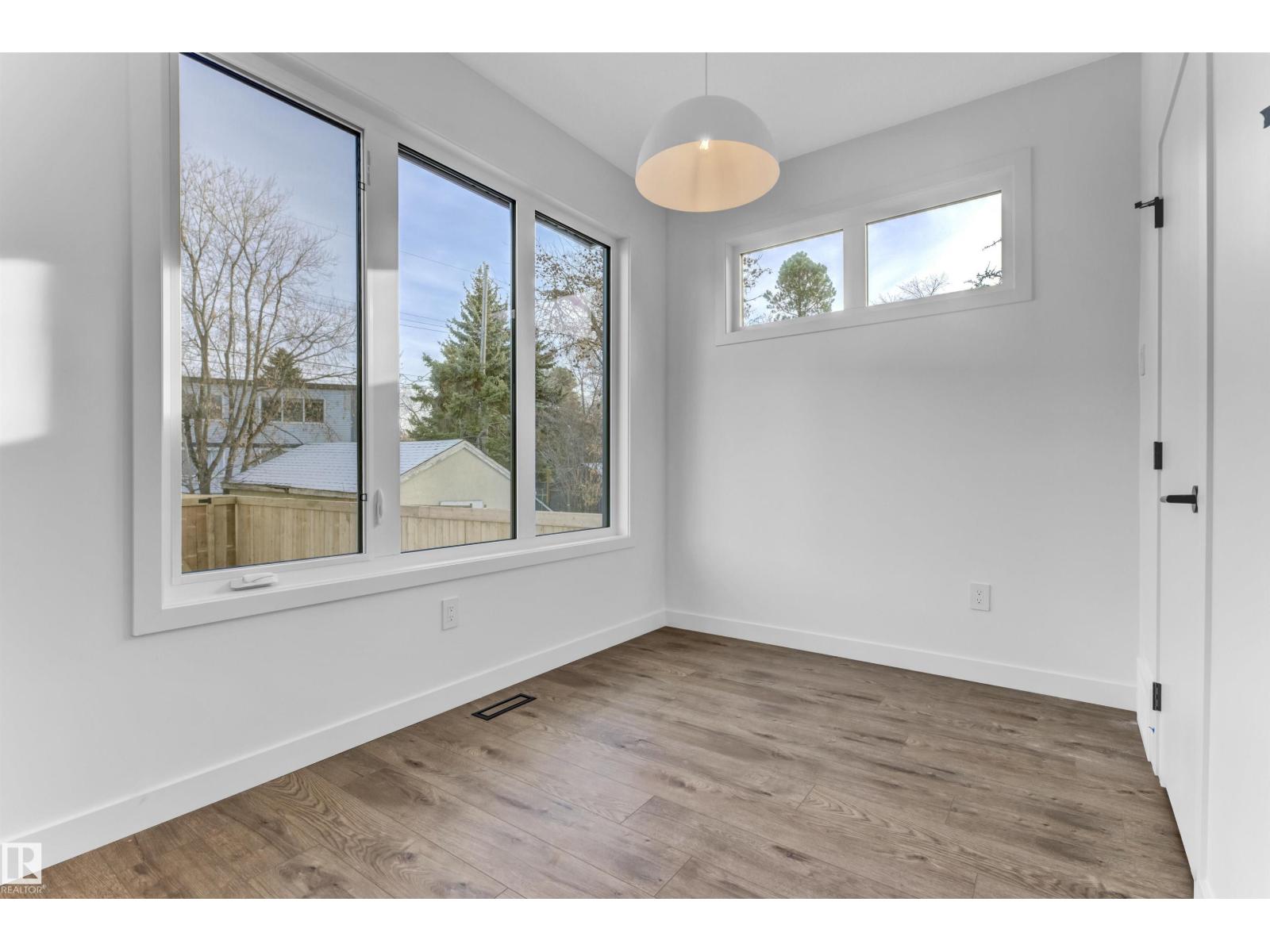 11711 129 ST NW, Edmonton