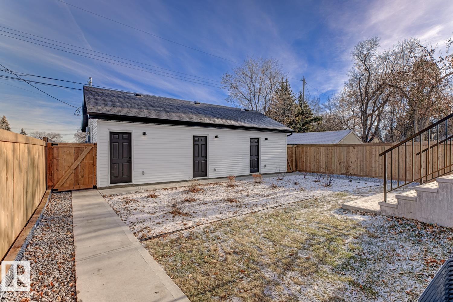 11711 129 ST NW, Edmonton